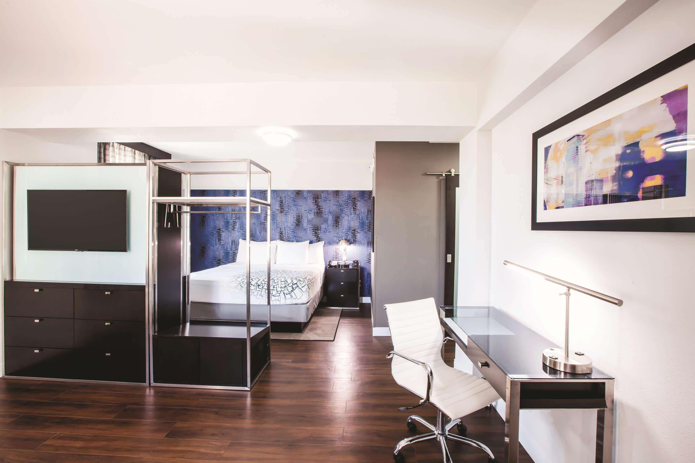 Holiday Inn Express - Dallas Downtown By Ihg Экстерьер фото