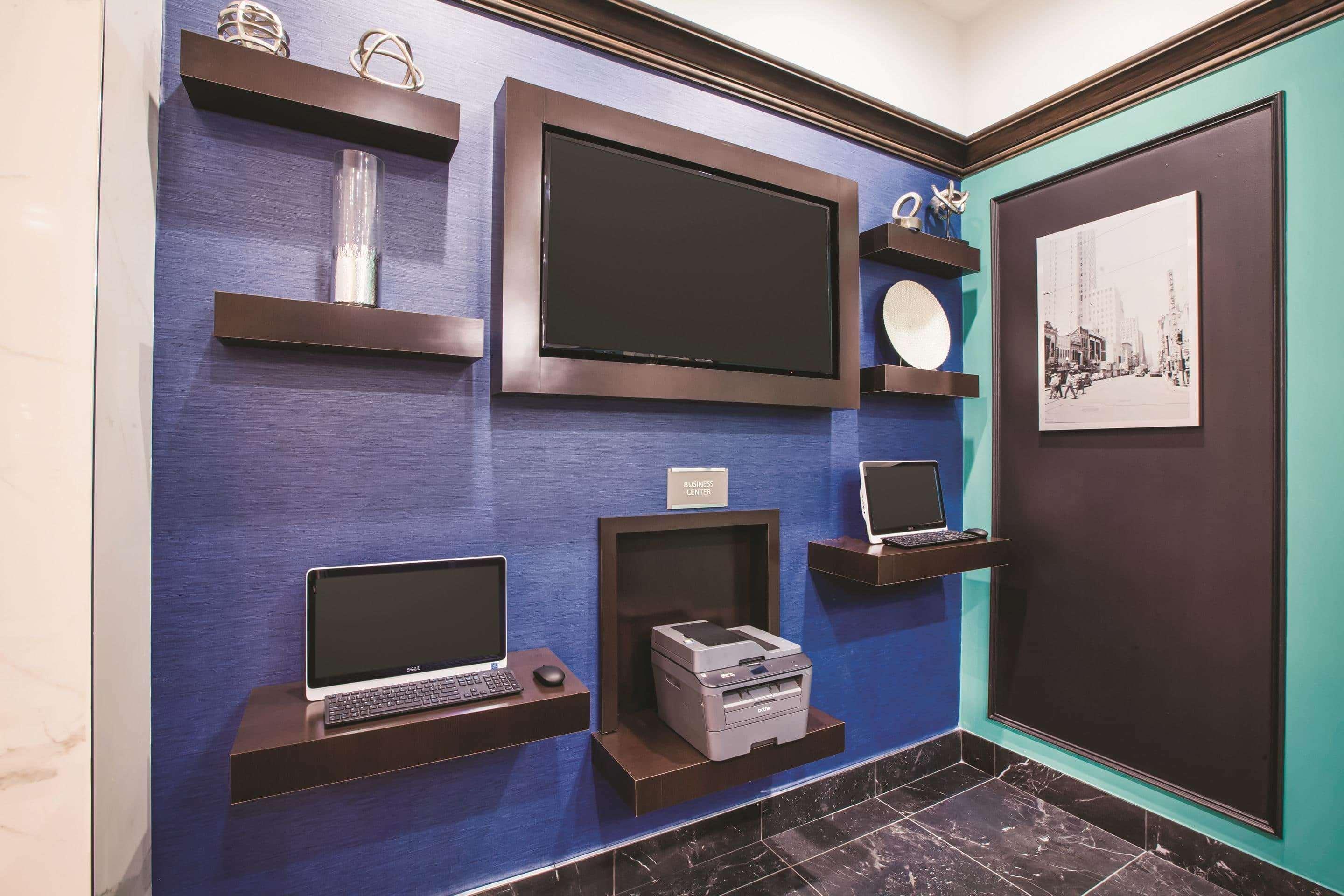 Holiday Inn Express - Dallas Downtown By Ihg Экстерьер фото