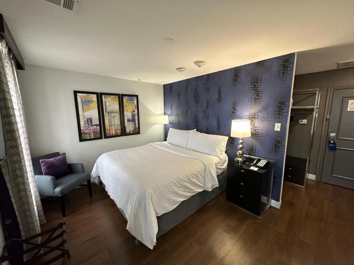 Holiday Inn Express - Dallas Downtown By Ihg Экстерьер фото
