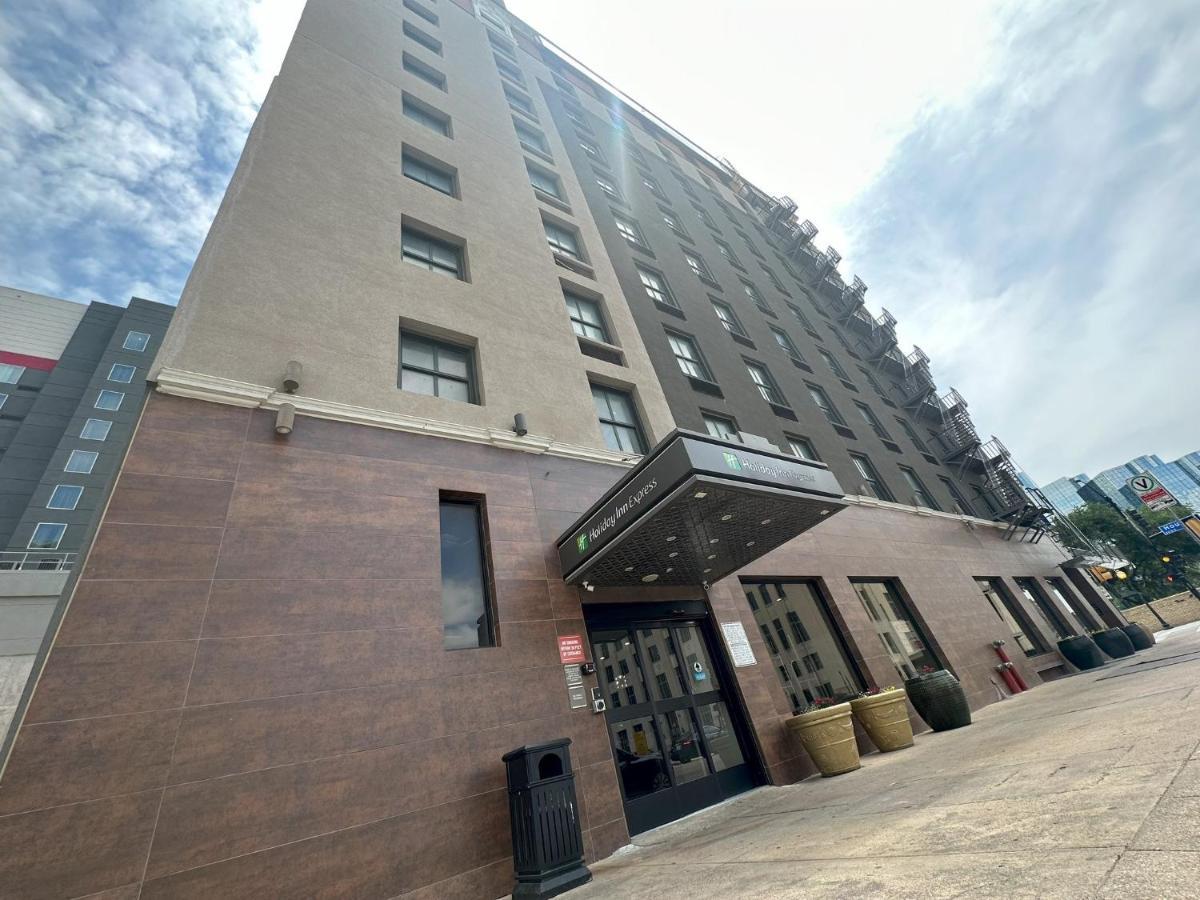 Holiday Inn Express - Dallas Downtown By Ihg Экстерьер фото