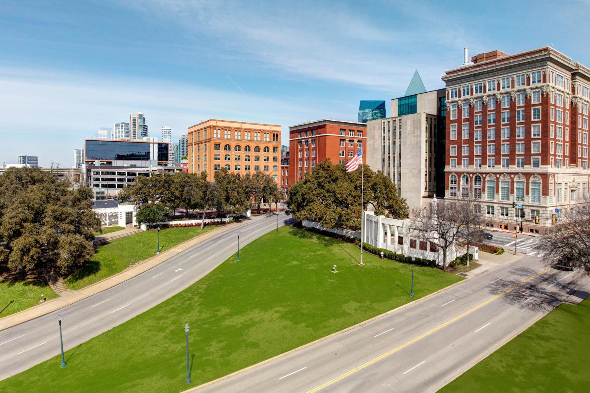 Holiday Inn Express - Dallas Downtown By Ihg Экстерьер фото