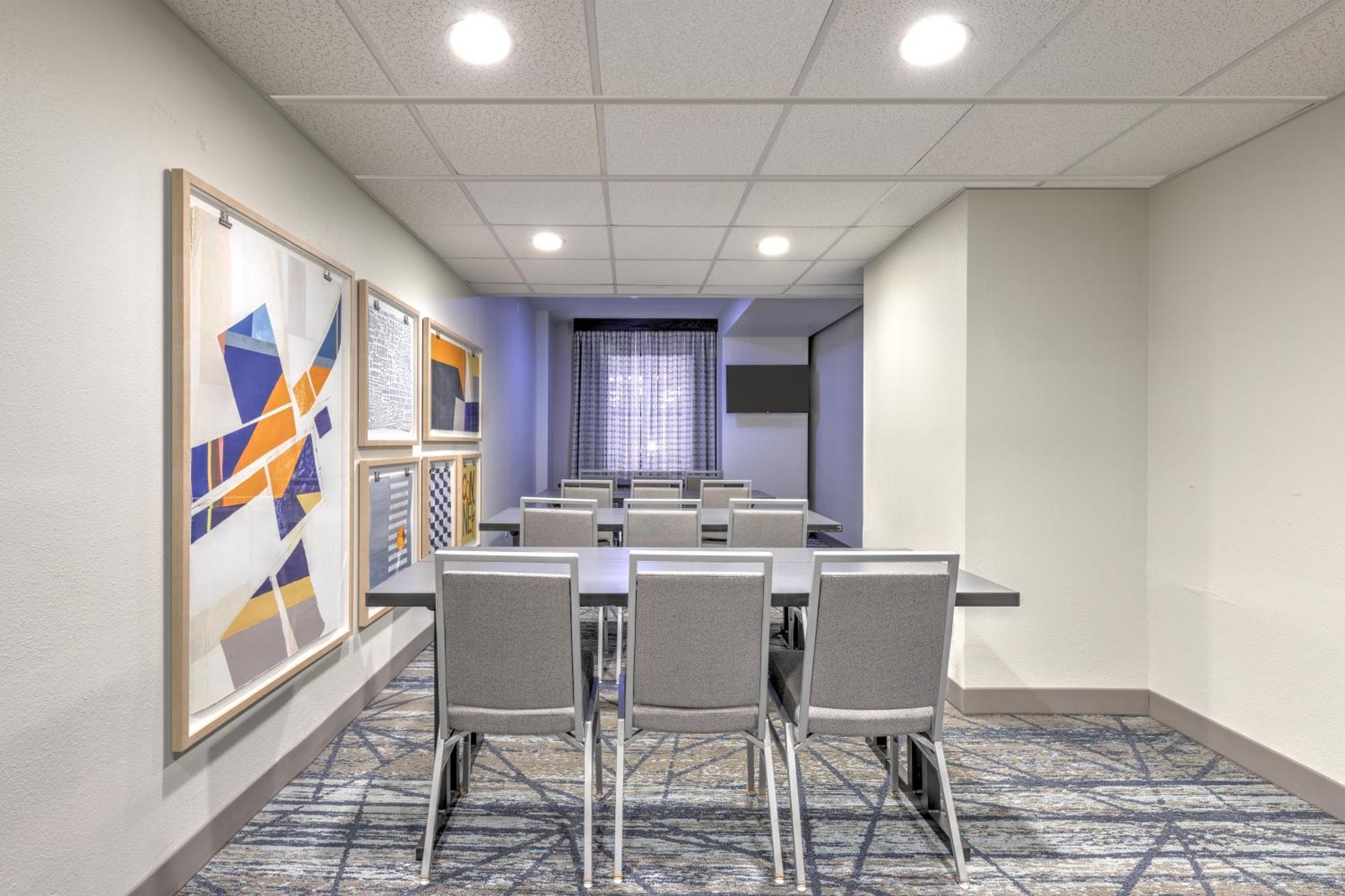 Holiday Inn Express - Dallas Downtown By Ihg Экстерьер фото