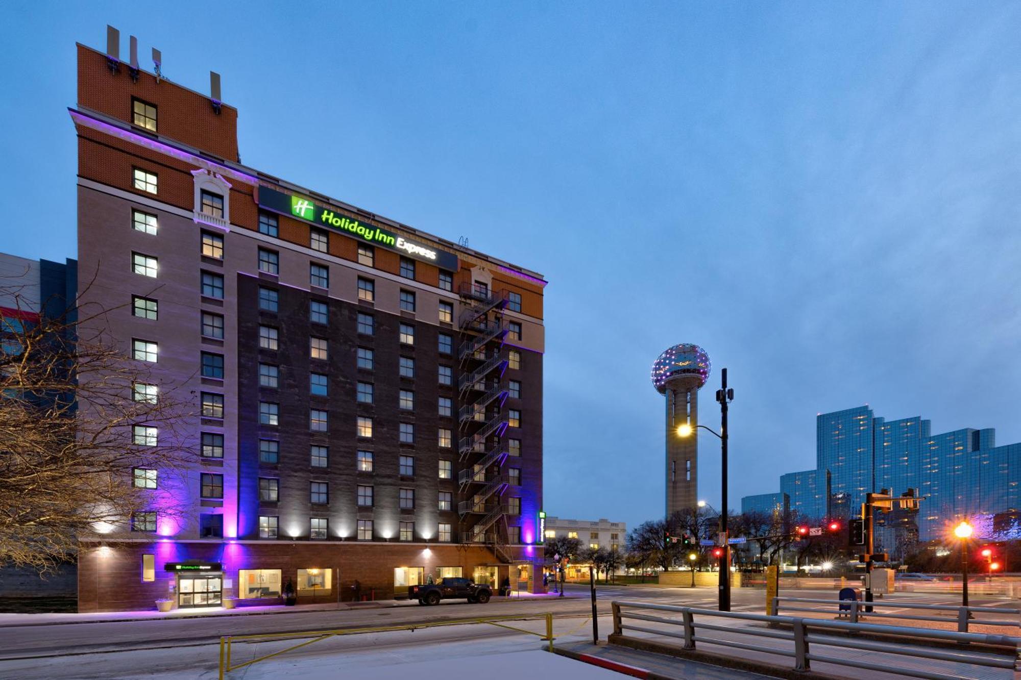 Holiday Inn Express - Dallas Downtown By Ihg Экстерьер фото